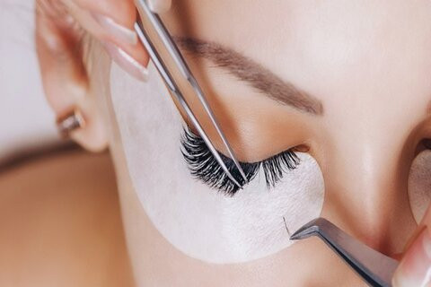 Sesuaikan Dengan Tipe Matamu, Intip 5 Model Eyelash Extension