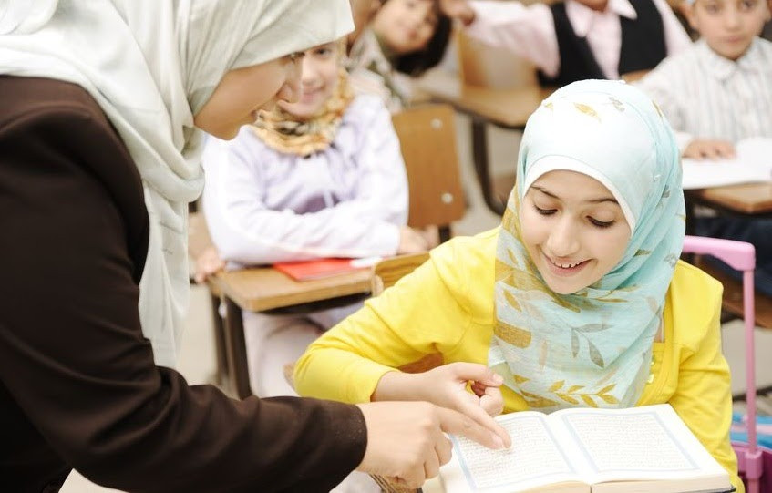 Bacaan Doa Sebelum dan Sesudah Belajar Lengkap dengan Manfaatnya