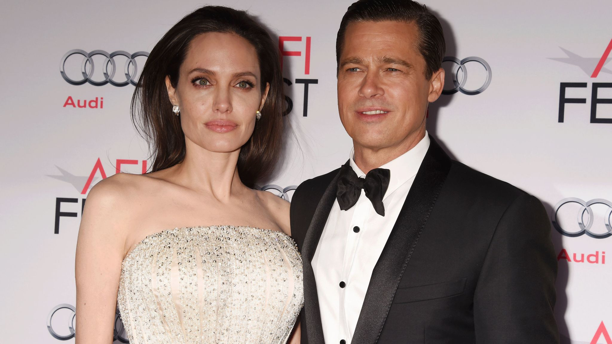 5 Fakta Mengejutkan Hubungan Angelina Jolie Dan Brad Pitt