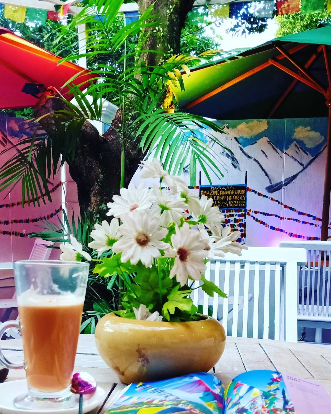 Nepa Mountain Book & Coffee, Café Nuansa “Homey” Di Sleman Jogjakarta