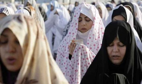 Tata Cara dan Bacaan Salat Jenazah Perempuan