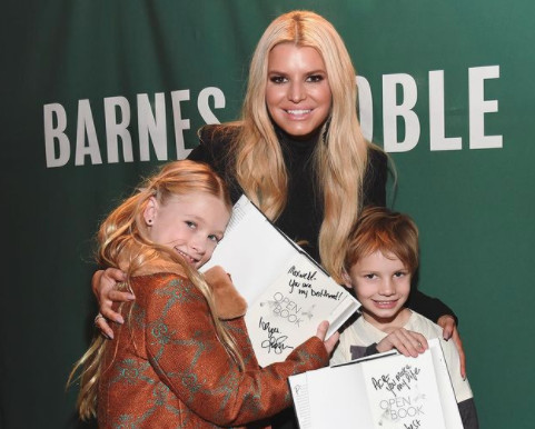 Inspirasi Parenting Ala Jessica Simpson