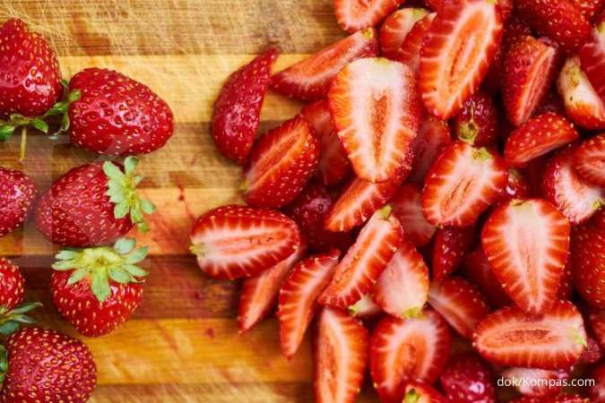 Manfaat Buah Stroberi Yang Kaya Vitamin, Bagus Untuk Kesehatan Kulit Wajah