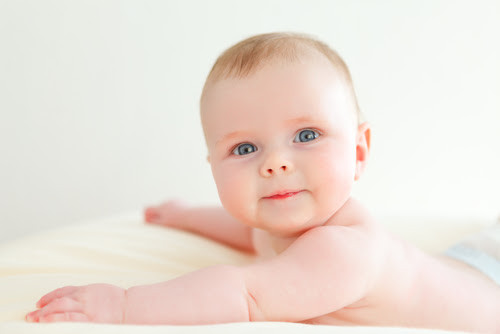 Kenali Penyebab Bruntusan Bayi Dan Cara Merawatnya Dengan Aman
