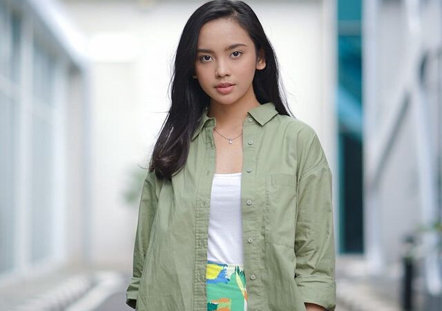 7 OOTD di Luar Panggung ala Lyodra Ginting, Kece Abis!