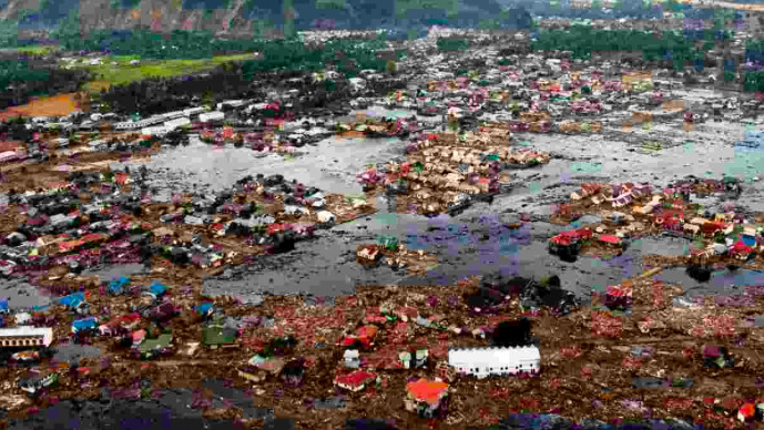 Telan 220 Jiwa, Ini Tsunami Terbesar Di Indonesia