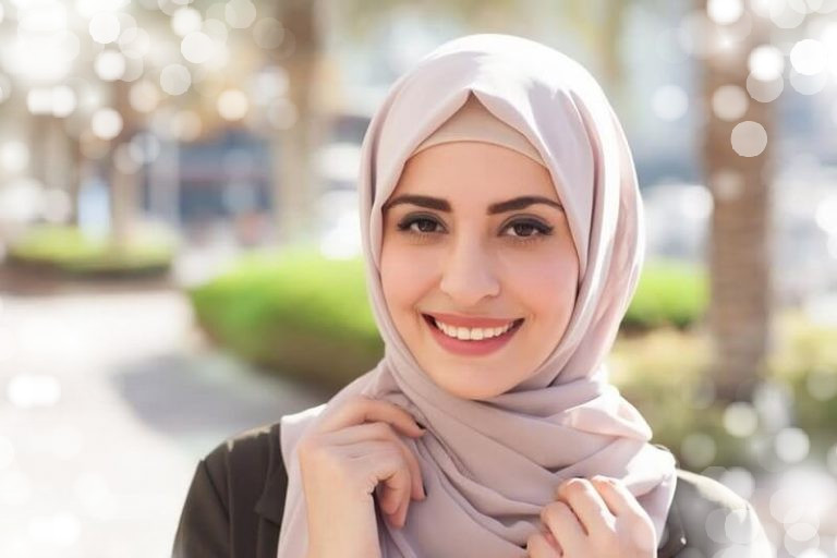 Tampil Lebih Cerah Dengan Pilihan Warna Wajah Hijab Ini