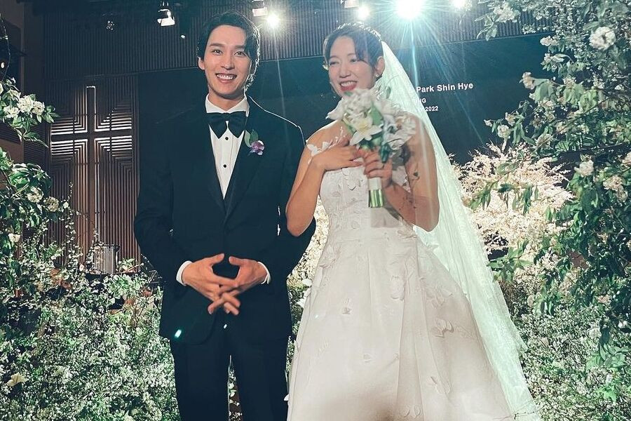 Nikahi Choi Tae Joon, 5 Pria Ini Dikabarkan Dekat dengan Park Shin Hye