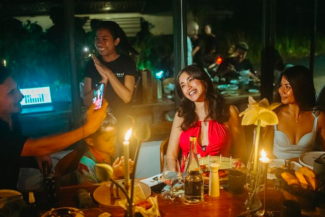 Masuki Usia 34 Tahun, Jessica Iskandar Rayakan Dengan Keluarga Dan Sahabat
