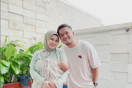 Kabar Baik, Kesha Ratuliu Umumkan Sang Anak Sudah Negatif Covid-19