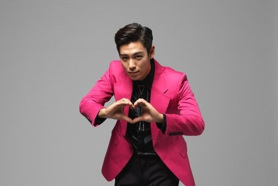 Rapper Boyband BIG BANG, T.O.P Putuskan Hengkang Dari YG Entertainment