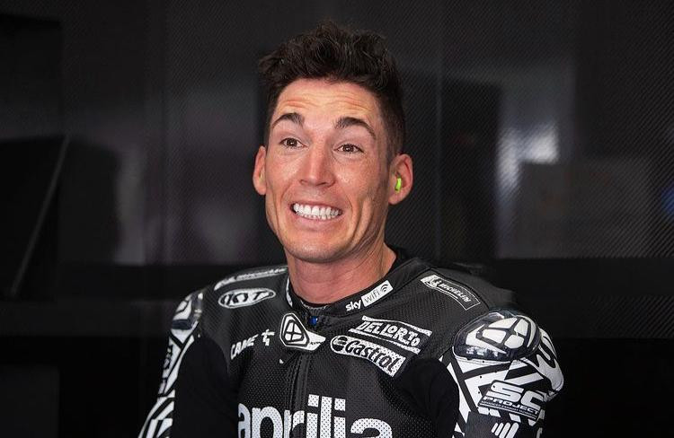 Bikin Heboh, Aleix Espargaro Unggah Foto “The Power of Emak-Emak” MotoGP Version