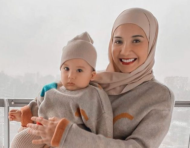 Meski Demam, Ukkasya Lahap Makan Bakso Sapi Buatan Zaskia Sungkar