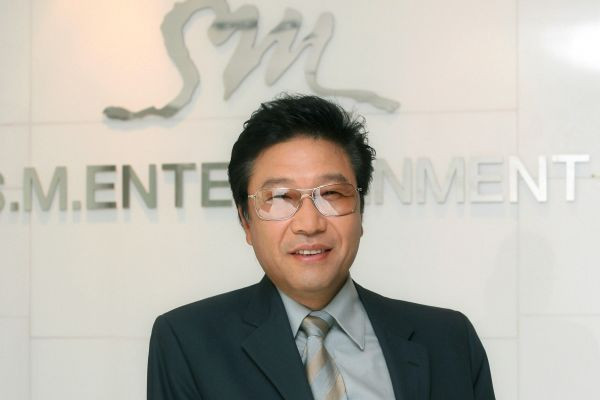 Agensi Artis Top Korea, Ini Profil Lee Soo Man Pendiri Sm Entertainment
