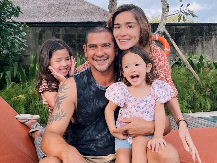 Hamil Anak Ketiga, Yasmine Wildblood: Kado Spesial di Hari Ulang Tahun