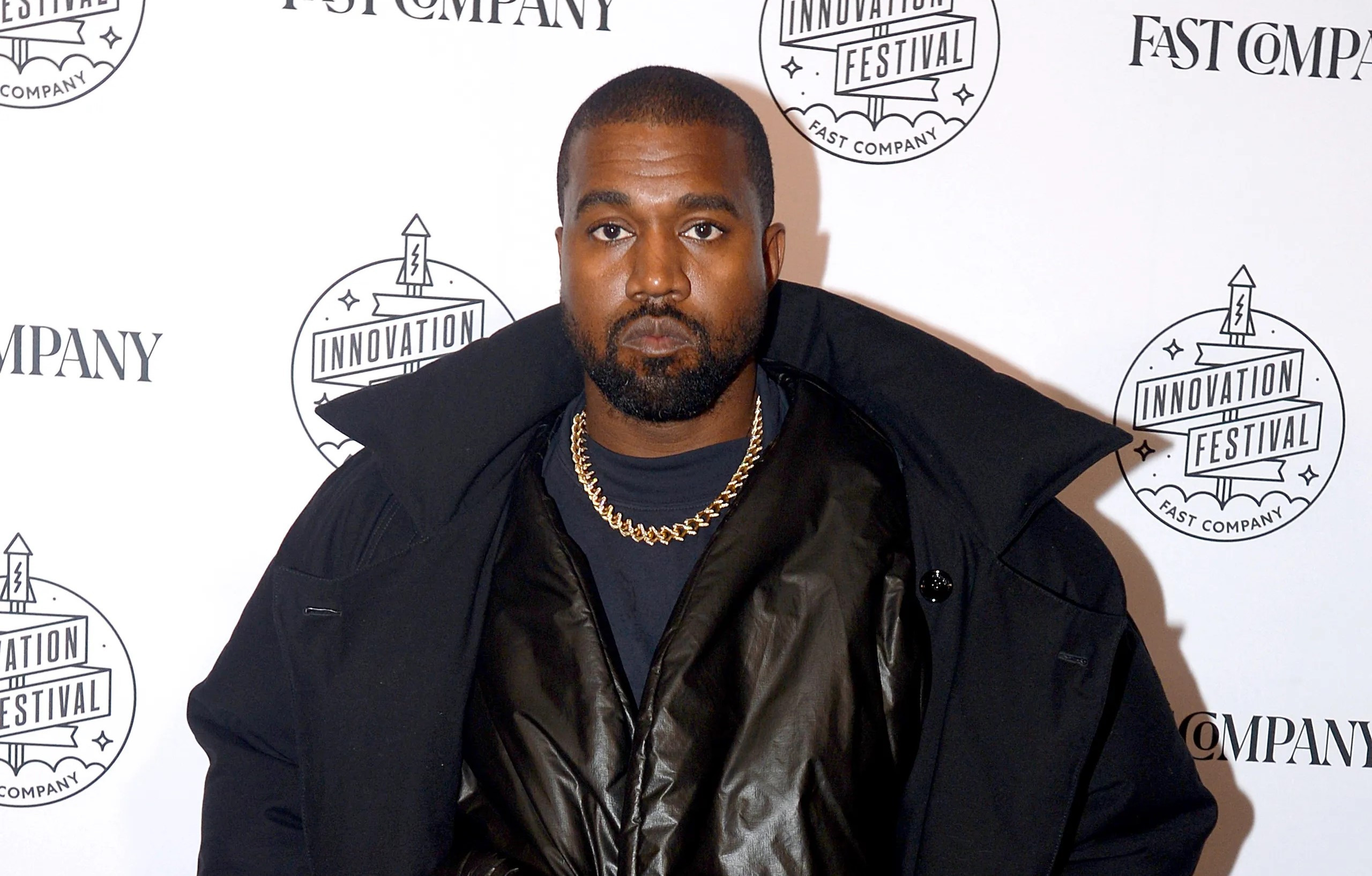 Kanye West Akui Kecanduan Video Porno Bikin Keluarganya Hancur