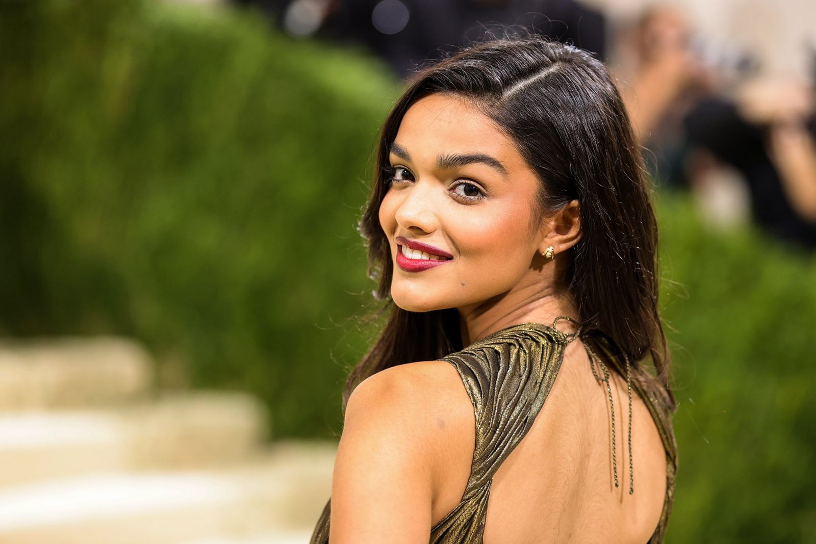 Filmnya Masuk Nominasi, Rachel Zegler Akui Tak Diundang Ajang Oscar 2022