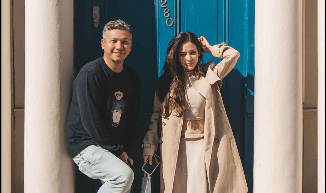 Gading Marten Pamer Momen Bersama Perempuan Bule, Netizen: Ini Cocok