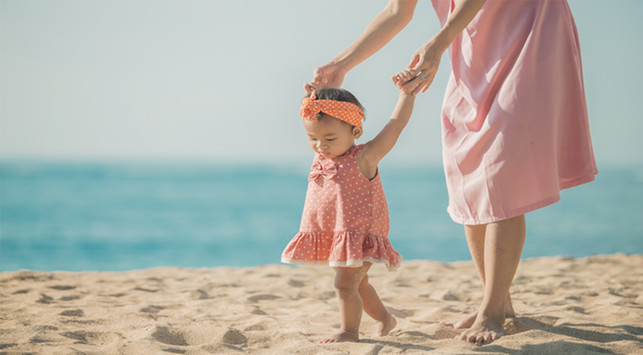 Ibu Wajib Tahu! 7 Cara Efektif Agar Anak Cepat Berjalan
