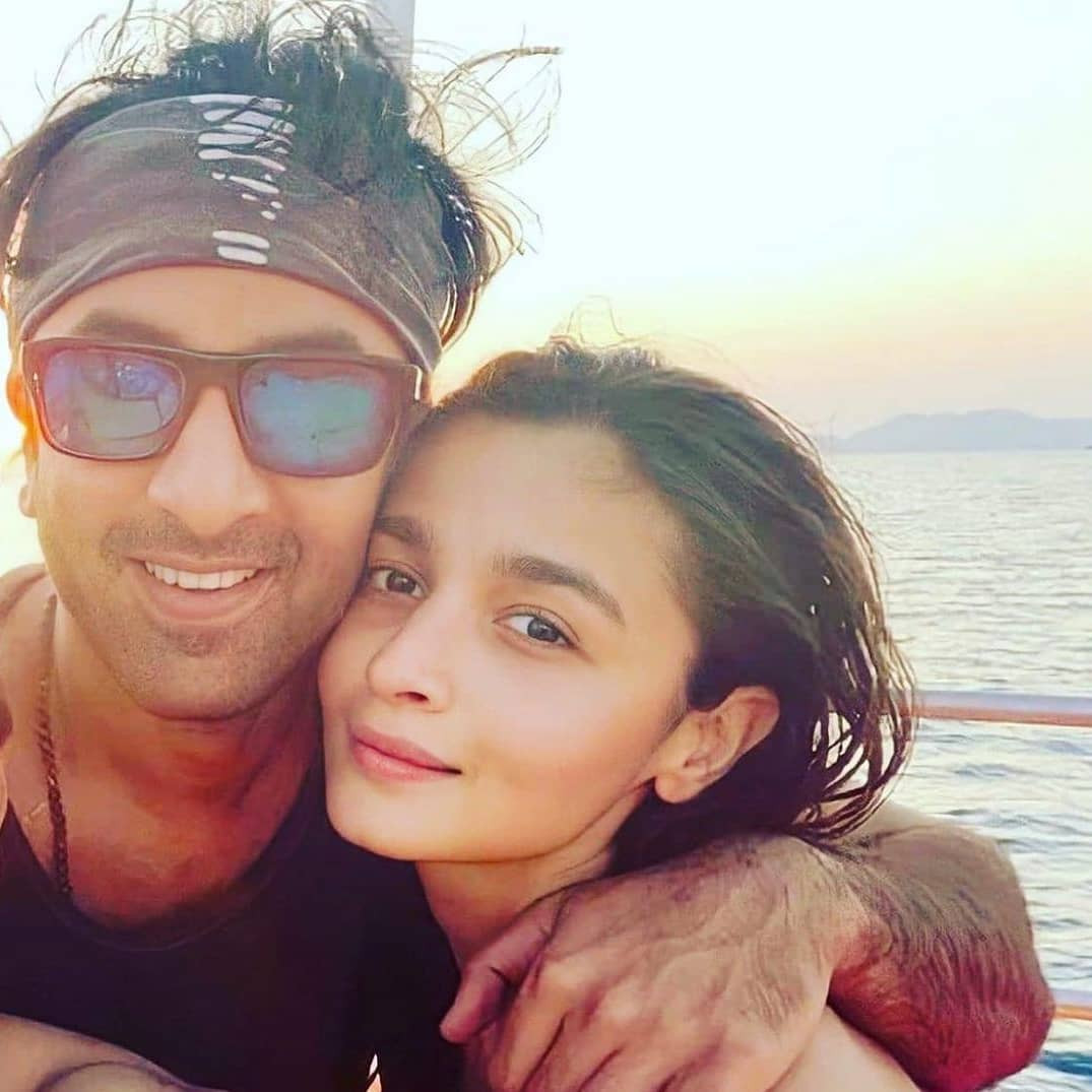 Segera Menikah, Intip Perjalanan Cinta Ranbir Kapoor dan Alia Bhatt