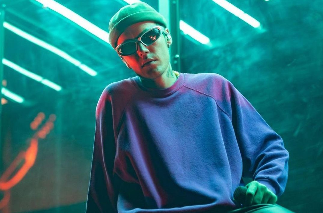 Justin Bieber Ajak Penggemar Beri Penghormatan Terakhir Korban Penembakan di New York