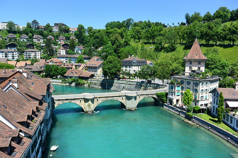 Selain Sungai Aare, 8 Tempat Wisata Di Swiss Yang Wajib Kamu Kunjungi