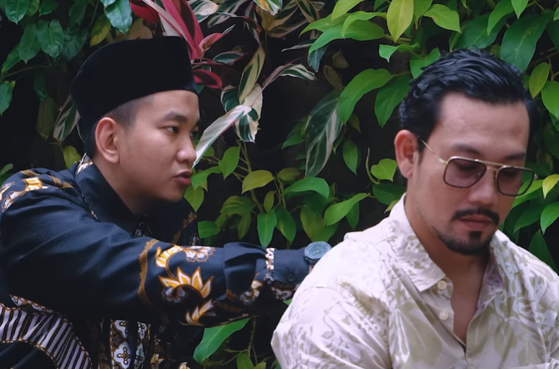 Denny Sumargo Lakukan Rukiah Usai Podcastnya Kerap Disebut Bawa Kutukan