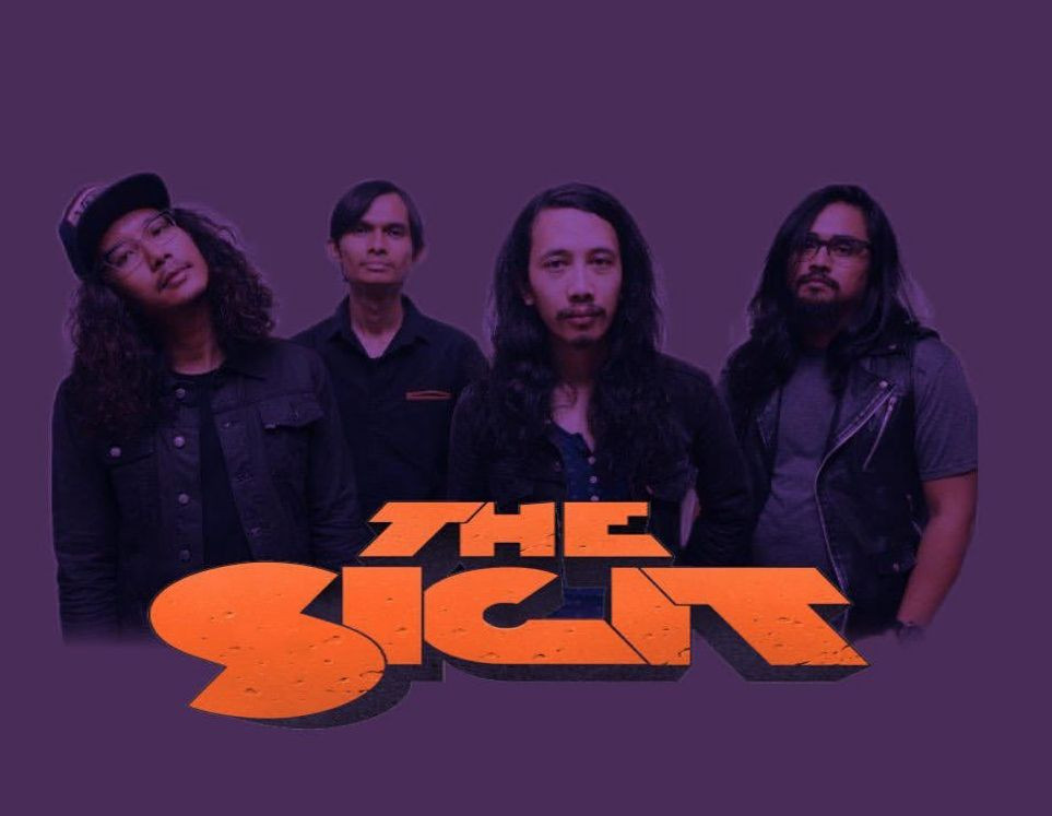 Konser Berakhir Ricuh, The SIGIT Dilempari Botol hingga Tanah saat Tampil di Bogor