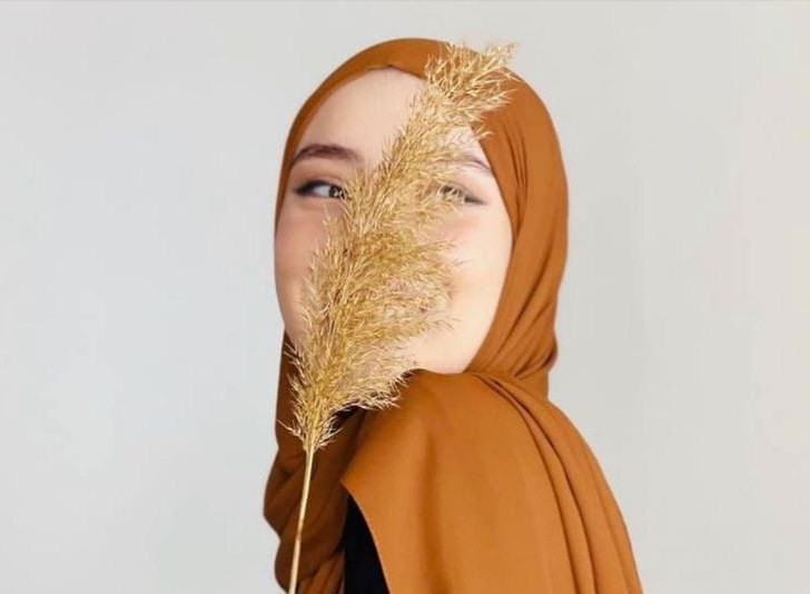 Intip Tips Fashion Muslim Saat Cuaca Panas