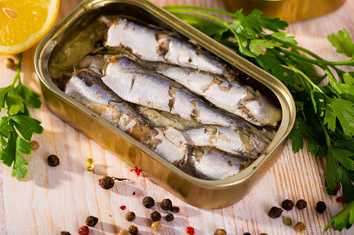 5 Manfaat Konsumsi Ikan Sarden