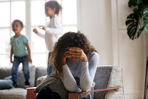 Hindari Stres, Berikut Tips Jaga Kesehatan Mental Ibu Rumah Tangga