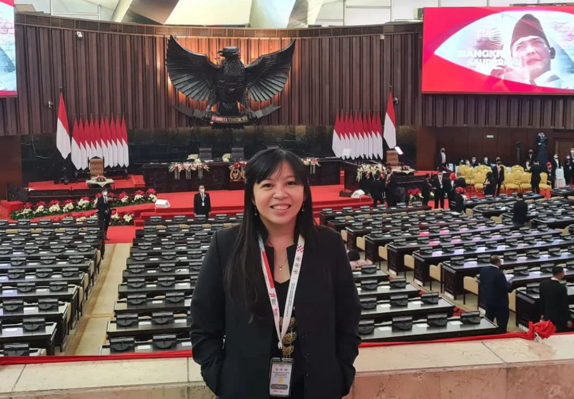 Nathania Karina Jadi Konduktor Perempuan Pertama Yang Pimpin Gbn Di Istana Negara