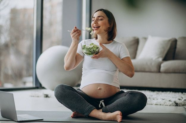5 Nutrisi Yang Sangat Diperlukan Di Awal Kehamilan