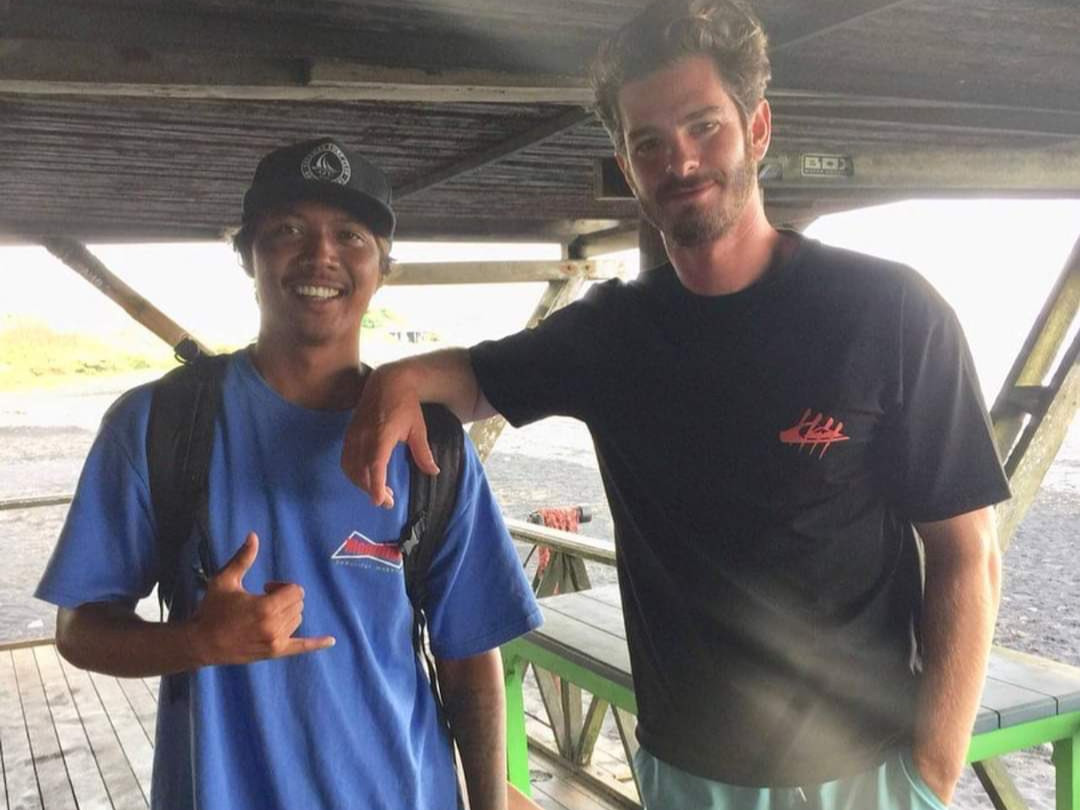 Andrew Garfield Liburan Di Bali, Warganet: Ingin Bertemu Ayang