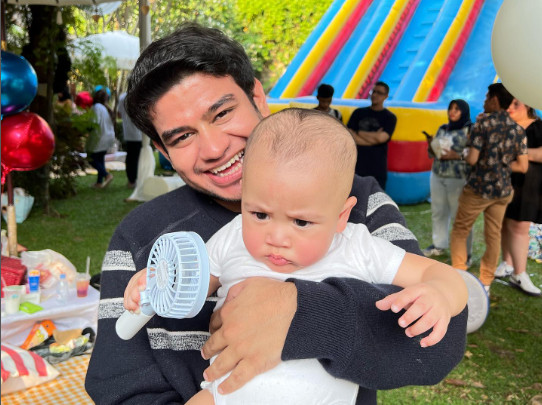 Hadir Ke Acara Ultah Rafathar, Fadil Jaidi Kena Omel Mama Rieta