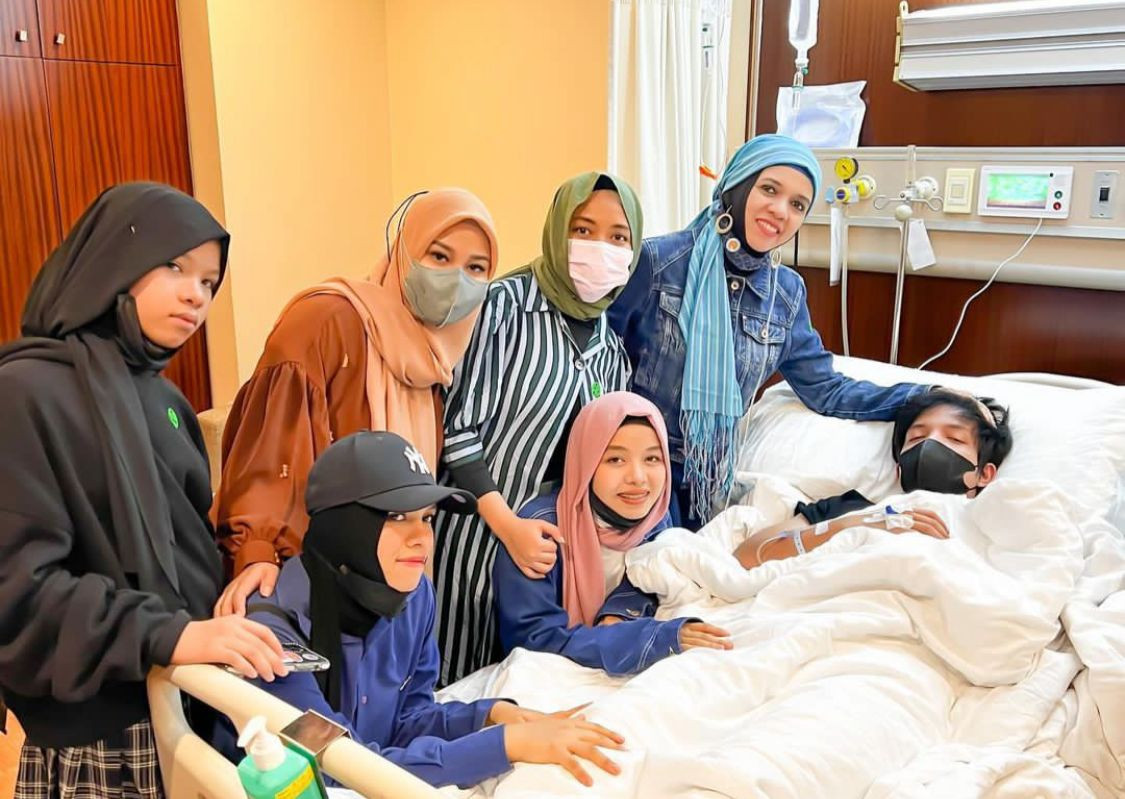 Bawa Jus Jambu hingga Kurma, Geni Faruk Akhirnya Jenguk Langsung Atta Halilintar