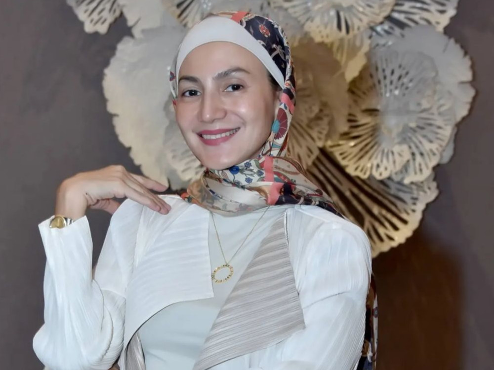 5 Gaya Hijab Ala Wanda Hamidah