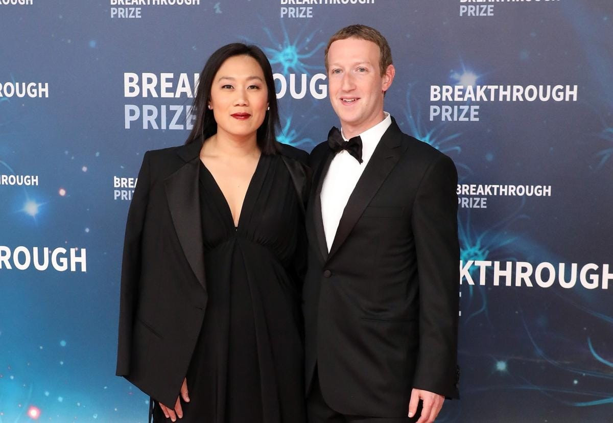 Mark Zuckerberg Umumkan Kabar Sang Istri Sedang Hamil Anak Ketiga