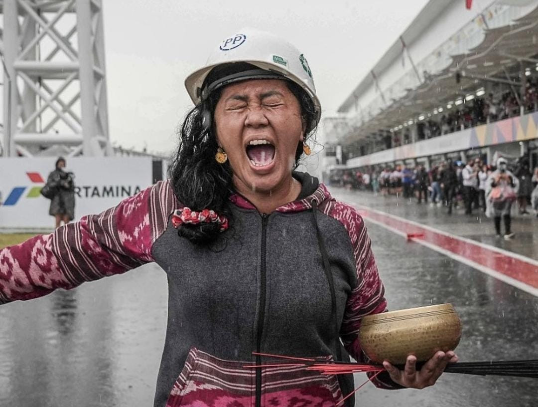 Sirkuit Motegi Jepang Diguyur Hujan, Motogp Panggil Mbak Rara Si Pawang Hujan