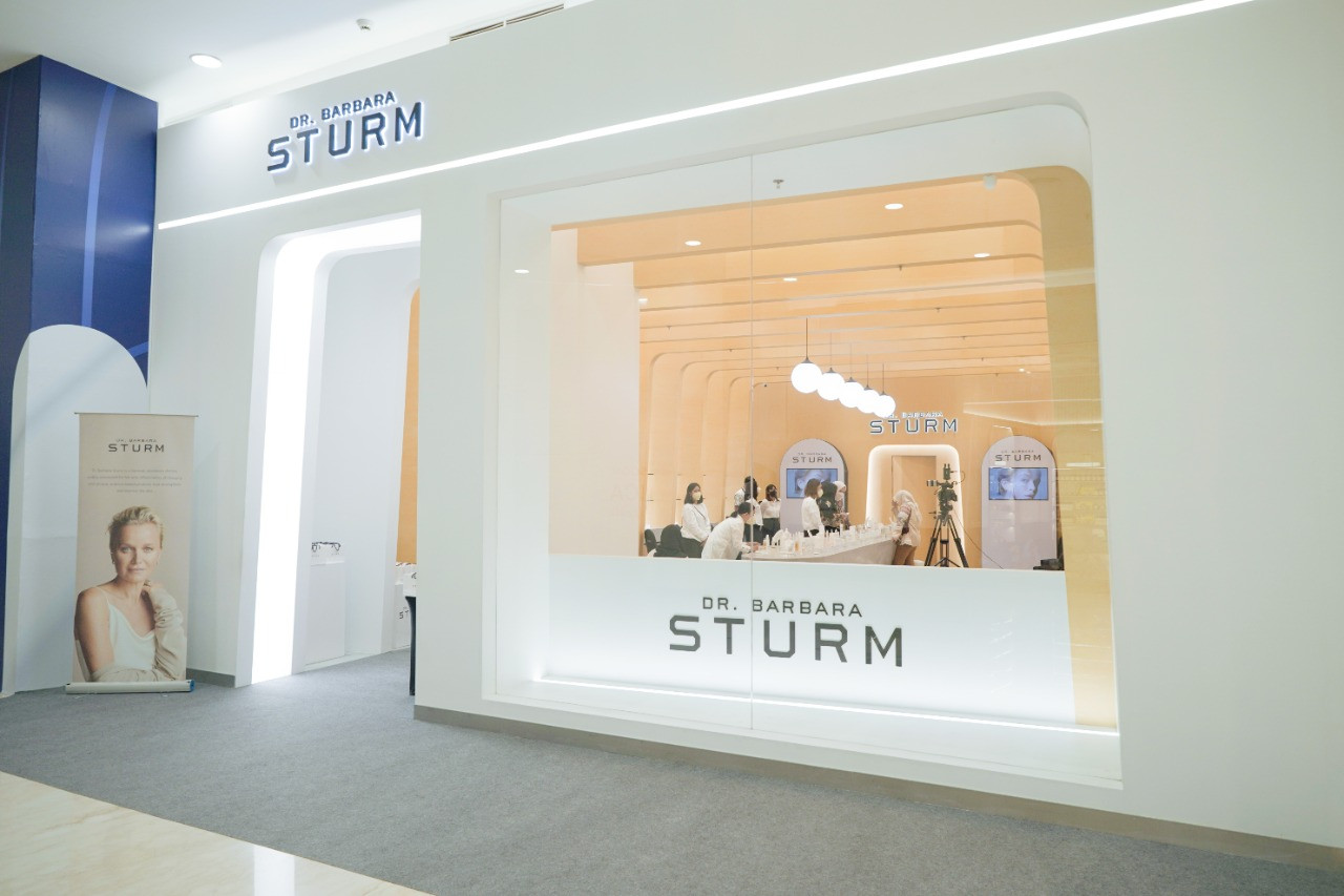 Get The Sturm Glow, Grand Opening Toko Dr. Barbara Sturm Pertama Di Asia