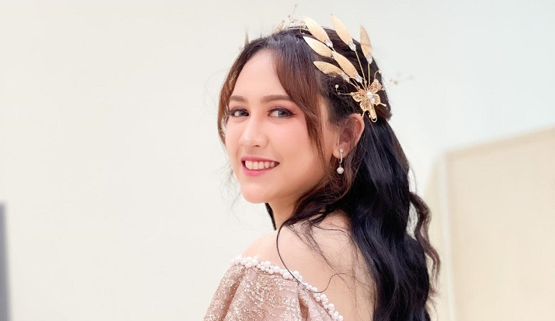 Diisukan Akan Menikah! Yuk, Intip Profil Happy Asmara