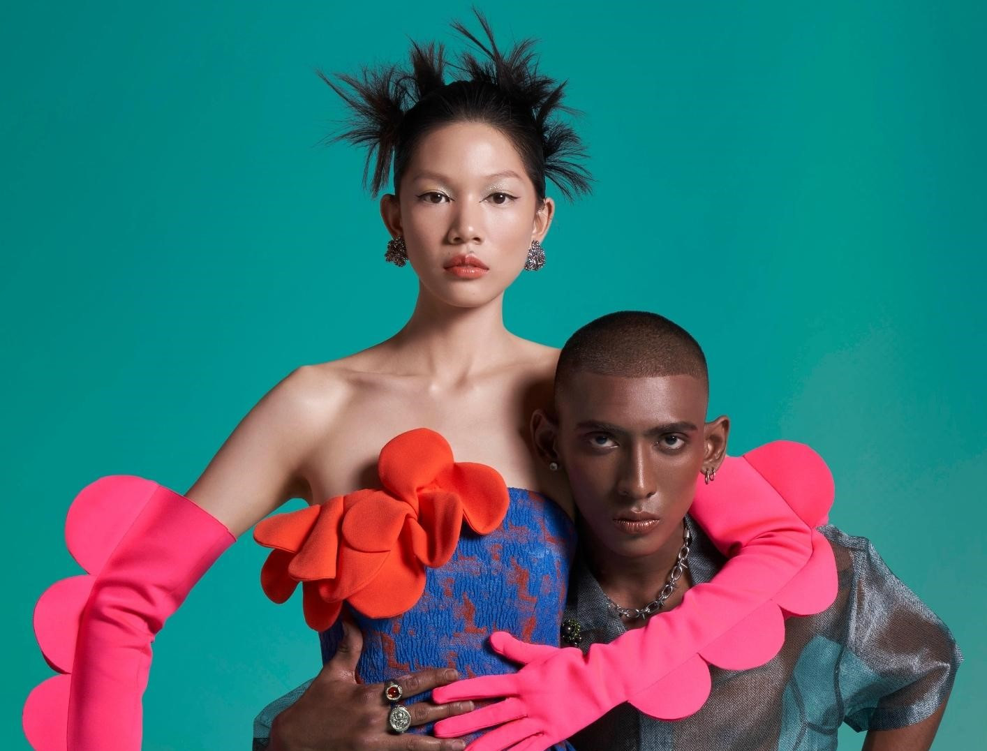 "Jakarta Fashion Week" 2023 Icons Patahkan Definisi Cantik yang Toksik