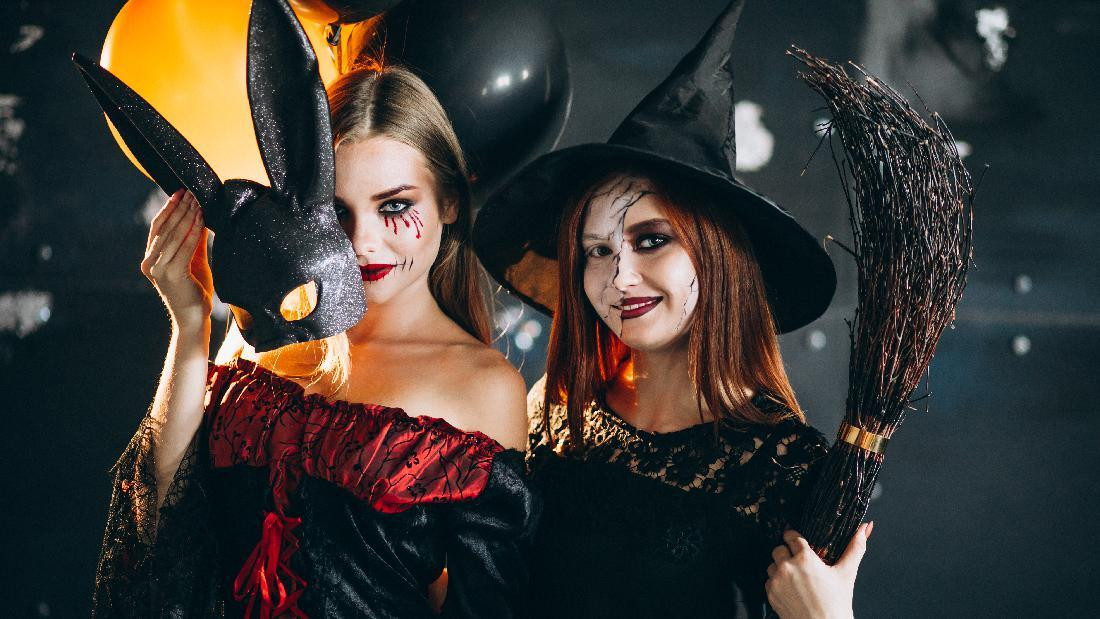 Rayakan Hallowen, 6 Tips Bikin Suasana Kantor Makin Asy...