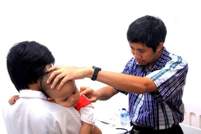 Belajar Parenting? Follow 5 Dokter Anak Yang Aktif Di Instagram