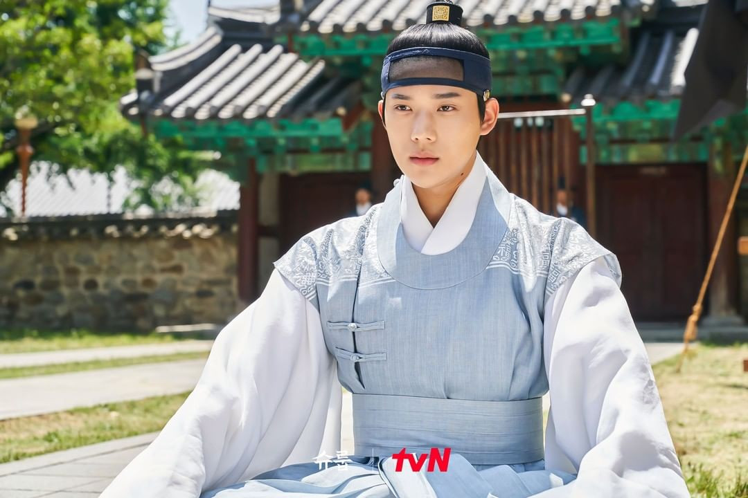 5 Aktor Pemeran Putra Kim Hye Soo di “Under the Queen's Umbrella”