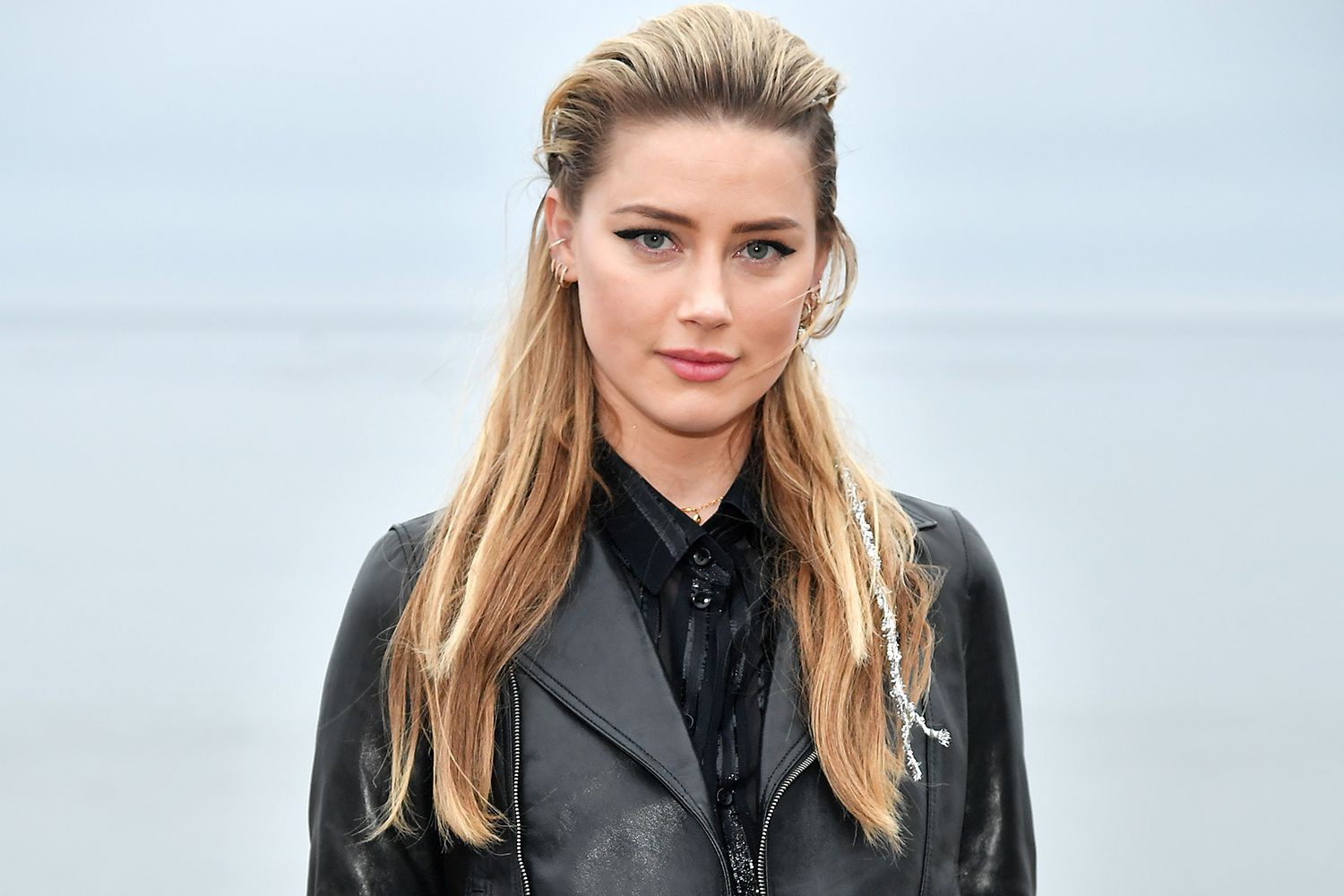 5 Fakta Amber Heard, Aktris Yang Kalah Sidang Sidang Lawan Johnny Depp