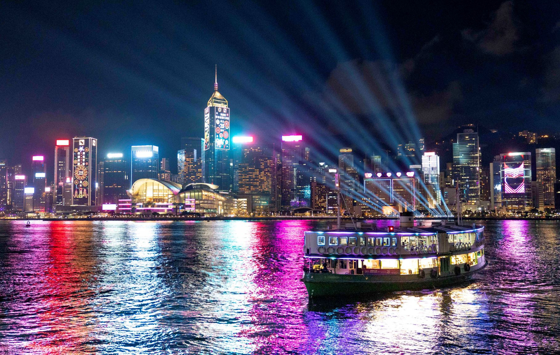 Hong Kong Longgarkan Izin Wisatawan Dengan Beberapa Pengaturan Khusus