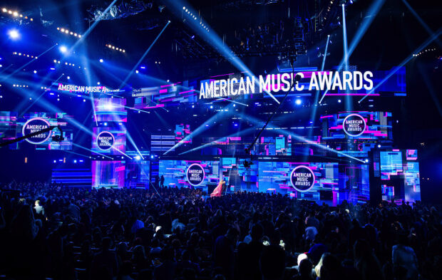Bertabur Bintang, Ini Daftar Pemenang American Music Awards 2022
