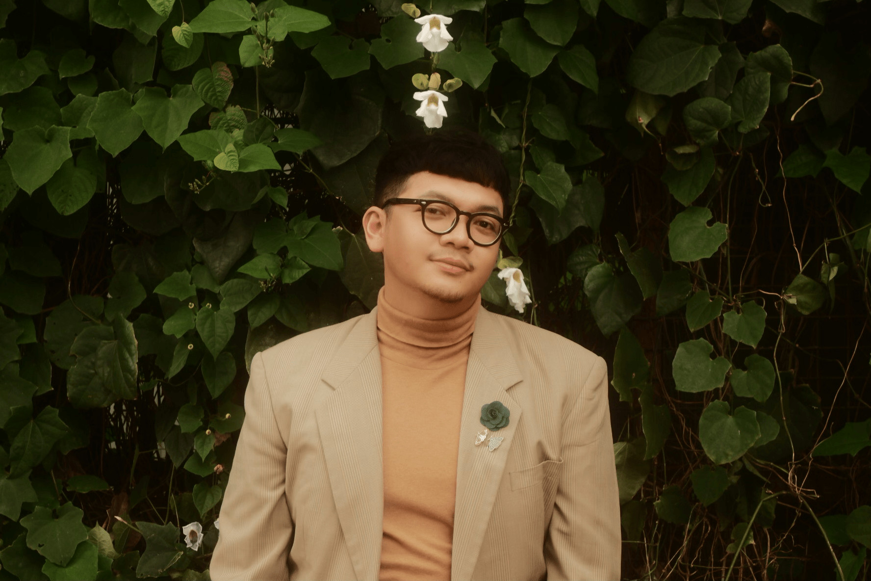 Kenalkan Nama Panggung “Nang Buju”, Ravi Rilis Single “Bersamamu Aku Cukup”