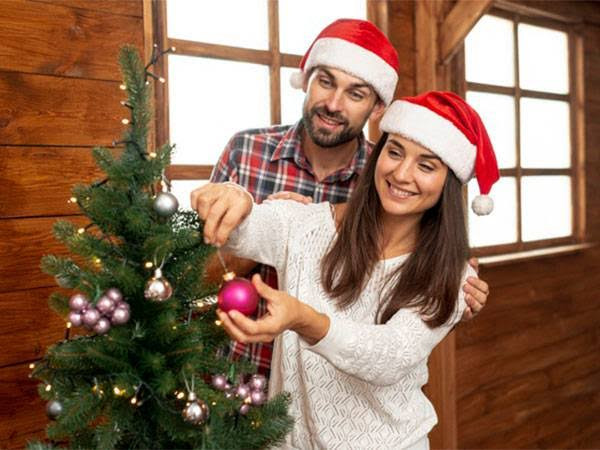 6 Ide Perayaan Hari Natal Yang Romantis Bersama Pasangan